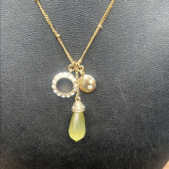 Vintage Monet Gold and Green Necklace with Rhinestones and Elegant Design - Picture 3 of 9